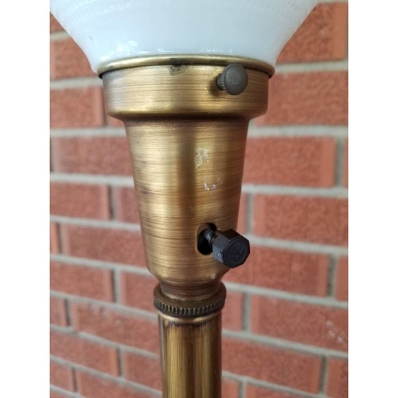 Rembrandt RARE Hollywood Regency Torchiere Table Lamp Acanthus Leaf Design - Picture 10 of 10